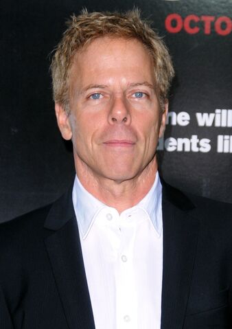 Fichier:Greg Germann.jpg