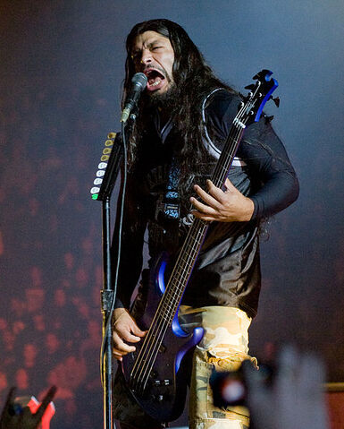 Plik:Robert Trujillo.jpg