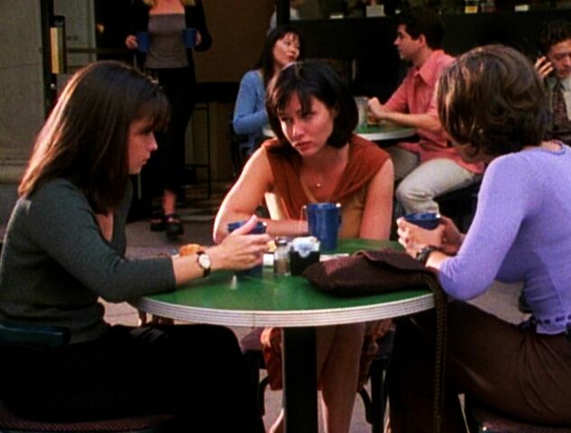 Archivo:1x03-SistersTalk.jpg