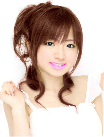 File:Kobayashi Erika 1.jpg