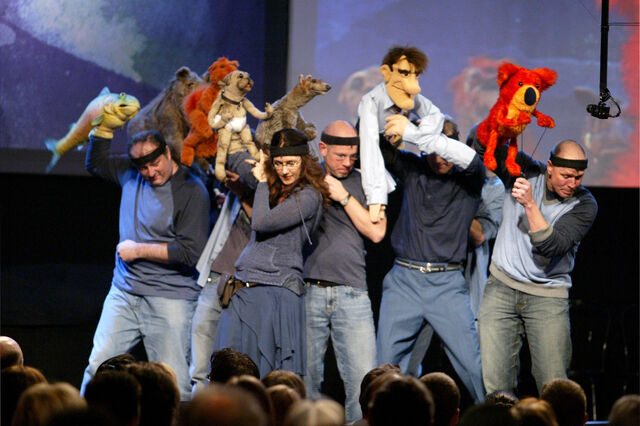 File:Puppet up 3b.jpg