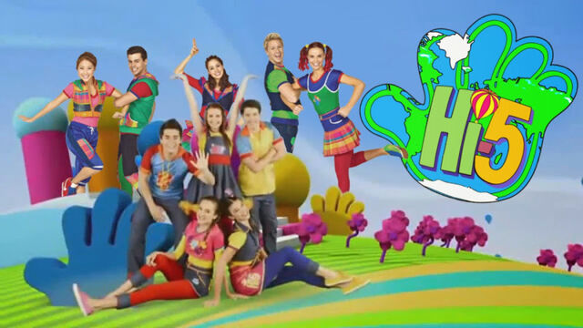 Archivo:Hi5sFiestayCasa.jpg