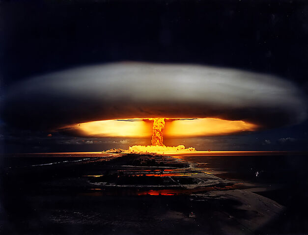 Archivo:Bomba-nuclear.jpg