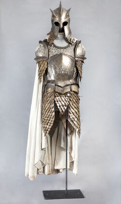 Guardia Real armadura HBO.jpg