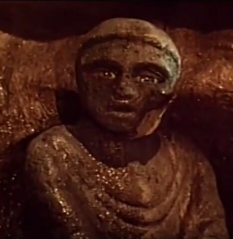 File:Niri Sentinel Statue.jpg