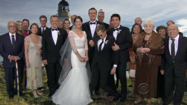 File:Weddingphotos.png