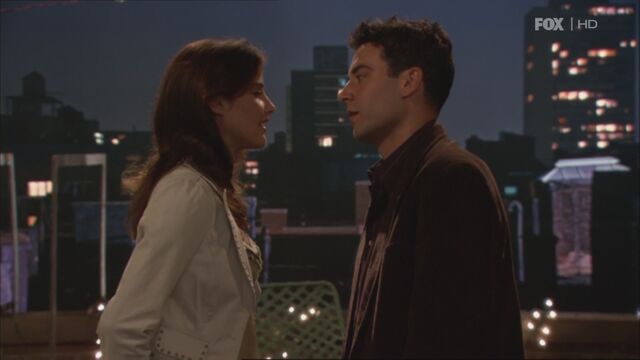 File:1x02-Purple-Giraffe-ted-and-robin-27875537-1920-1080.jpg