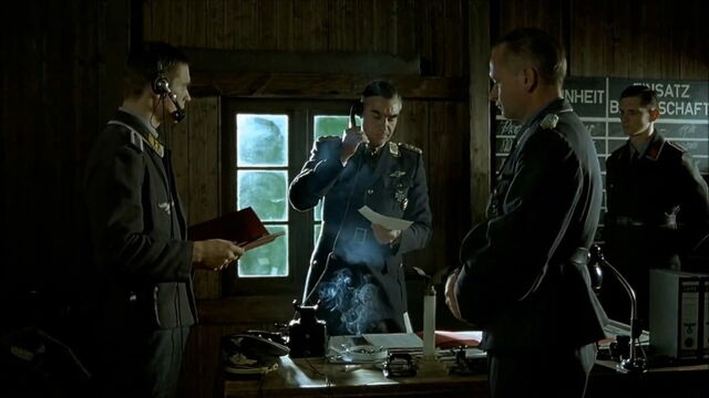 File:Koller reads note.jpg