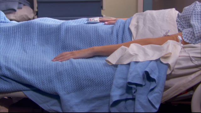 File:Chloeshandmoving.png