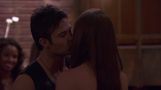 File:HH156 55 EddieLorenKiss.png
