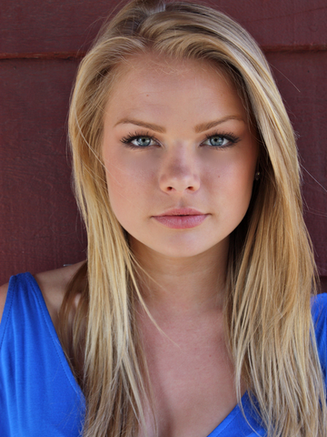File:Kelli Goss.png
