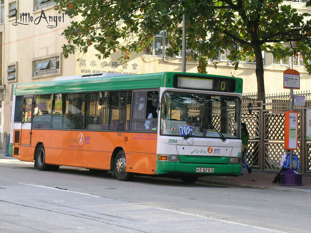 檔案:702S-2.jpg