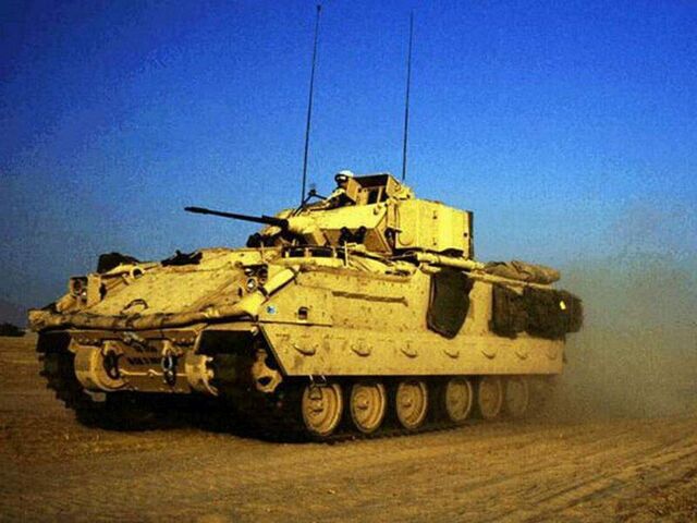 Archivo:Tanque-Guerra.jpg