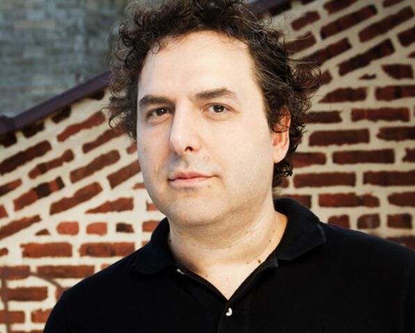 Archivo:Tom-scharpling.jpg