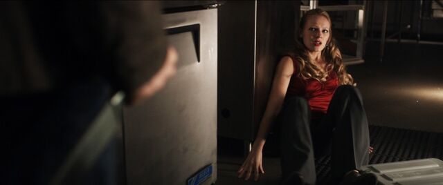 File:781px-Molly attacked.jpg