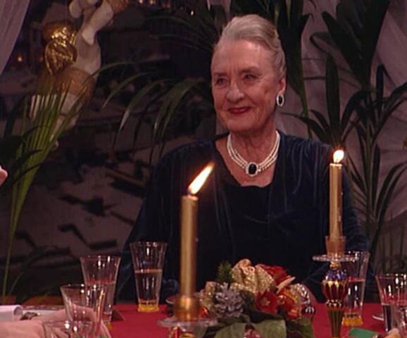 Fil:Astrid, sesong 2.jpg
