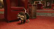 Hotel-transylvania-disneyscreencaps.com-722