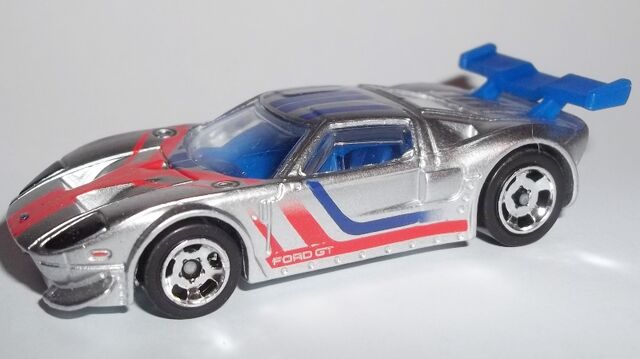 File:HW-2014-Cool Classics--24-Ford GT.jpg