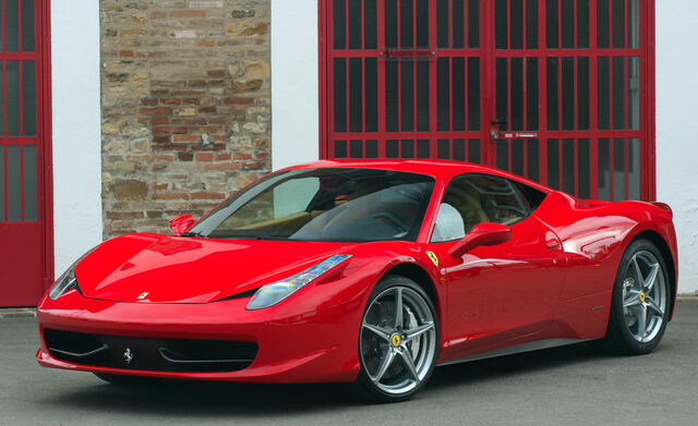 File:2010-ferrari-458-italia.jpg