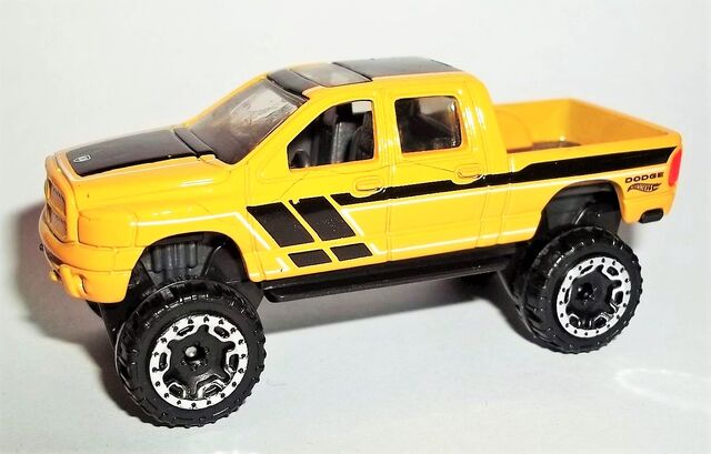File:HW-2016-144-Dodge Ram 1500-HotTrucks.jpg