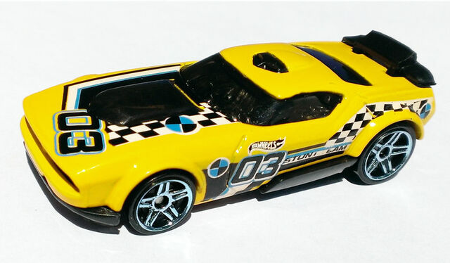File:FastFish12TRYellow.jpg