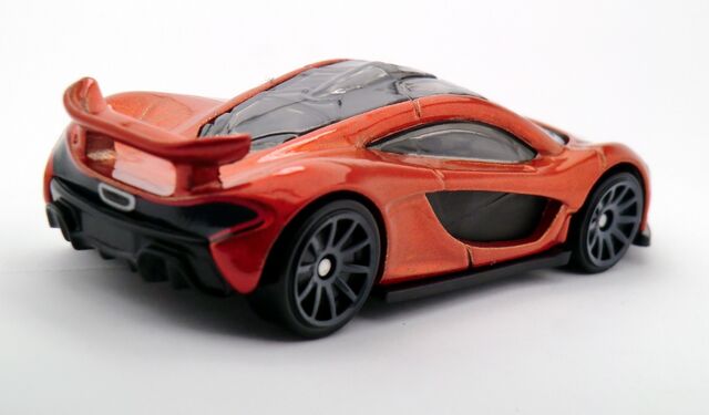 File:McLaren P1-2015 233 nm.jpg