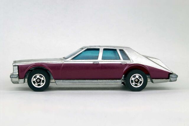 File:Cadillac Seville - 8143bbf.jpg