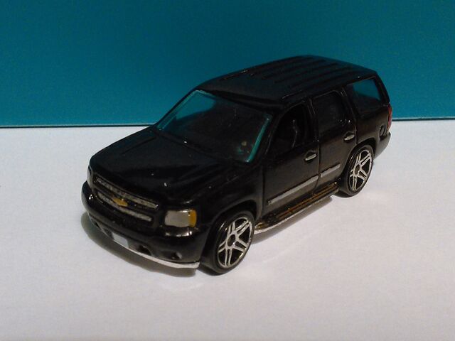 File:Hot Wheels Chevy Tahoe FBI.jpg