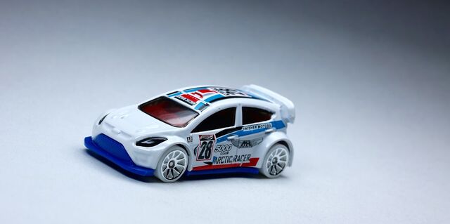 File:Ford Fiesta.jpg