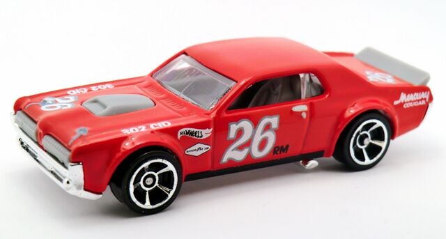 File:'68 Mercury Cougar (2014)-2014 170 Red.jpg
