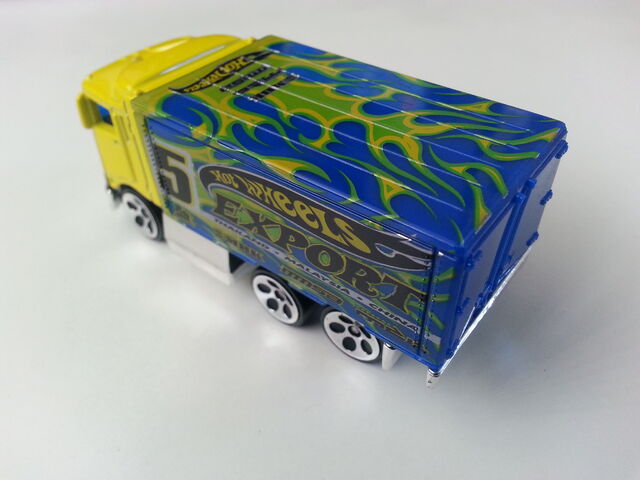 File:Hiway Hauler rear.jpg