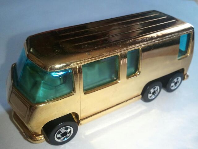 File:24k Gold Motorhome.jpg