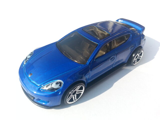 File:Porsche Panamera thumbnail.jpg