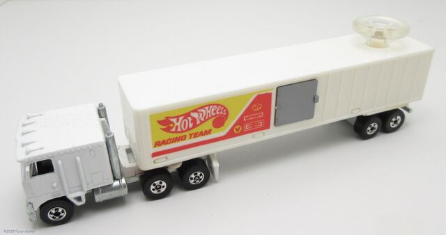 File:Kenworth Van-24687 1.jpg