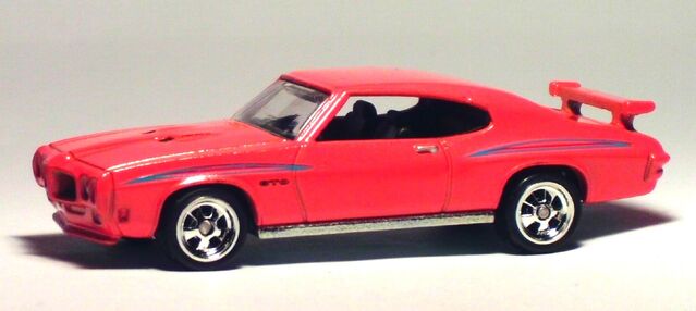 File:2012 Boulevard GTO Judge.jpg