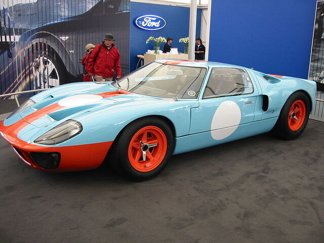 File:800px-GT40 at Goodwood.jpg