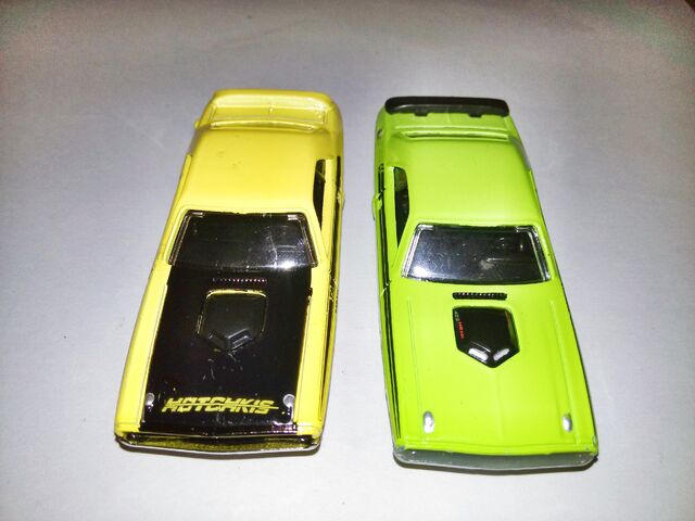 File:Challenger-diferent-spoiler.jpg