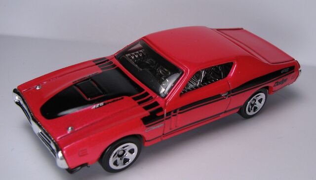 File:2011MuscleManiaDodgeChargerPINK.jpg