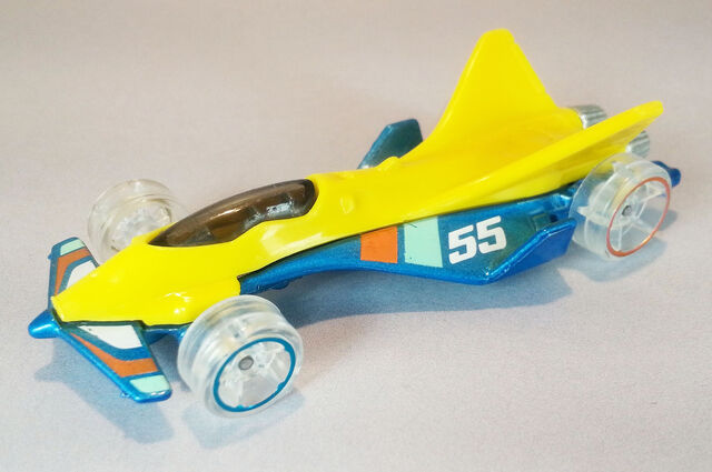 File:CloudCutterDHW83.jpg
