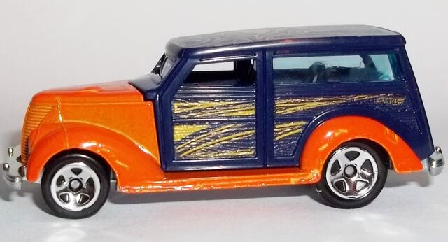 File:HW-2014-4th of July--06-'37 Ford Woodie.jpg