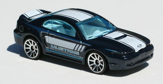File:2014-96-199FordMustang-DarkBlue.jpg