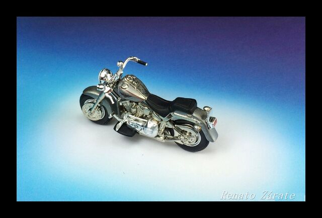 File:Harley-Davidson Fatboy-1999.jpg