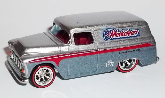 File:HW-Mars M&M-'55 Chevy Panel-3Musketeers.jpg