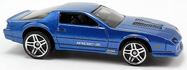 File:1985-Chevrolet-Camaro-IROC-Z-g2.jpg