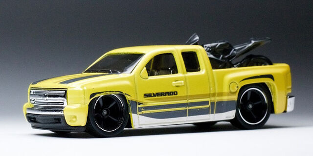 File:Chevy Silverado-0.jpg