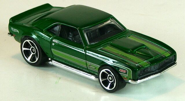 File:2012-MMGM-68COPOCamaro-Green.jpg