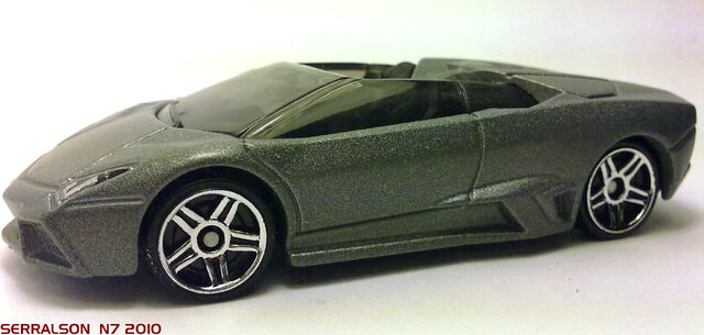 File:REVENTÓN ROADSTER B.jpg