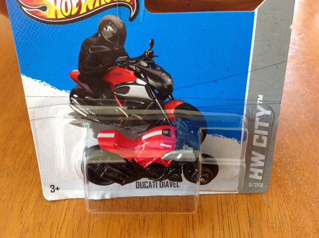 File:Ducati Diavel.jpg