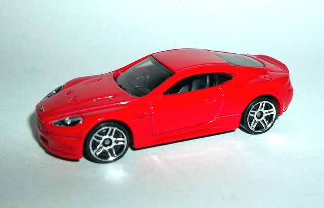 File:HW-2016-106-Aston Martin DBS-ThenAndNow.jpg