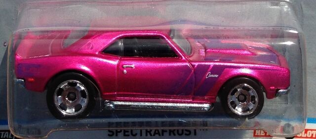 File:2013-28-CoolClassics-68COPOCamaro-Pink-Carded.jpg